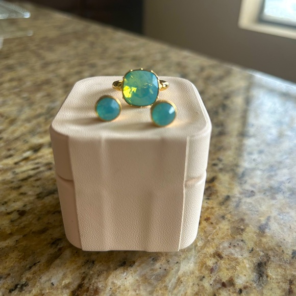 COACH Turquoise Stone Gold Ring and Earrings - Picture 2 of 7